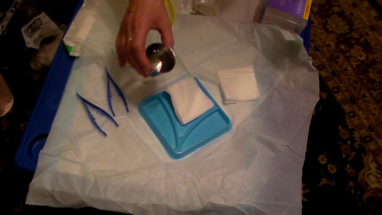Setting up a sterile tray and area for a wound dressing. YouTube