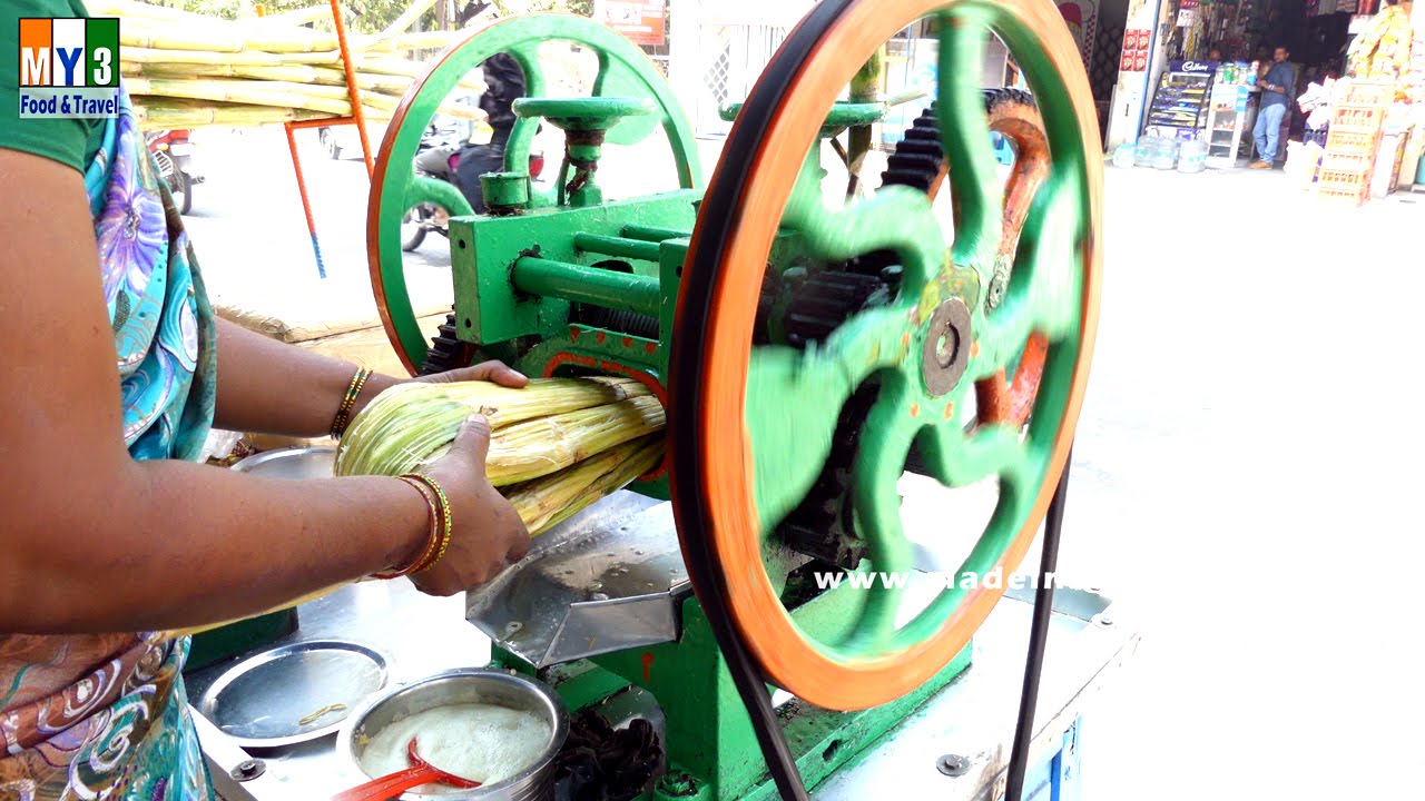 EXTRACTING SUGARCANE JUICE | HEALTHY JUICE | STREET FOODS 2016 street food