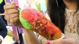 On my last night in india i headed to juhu beach try the famous indian
street food! this is a food lovers paradise! travel hustle repeat gear
► http...