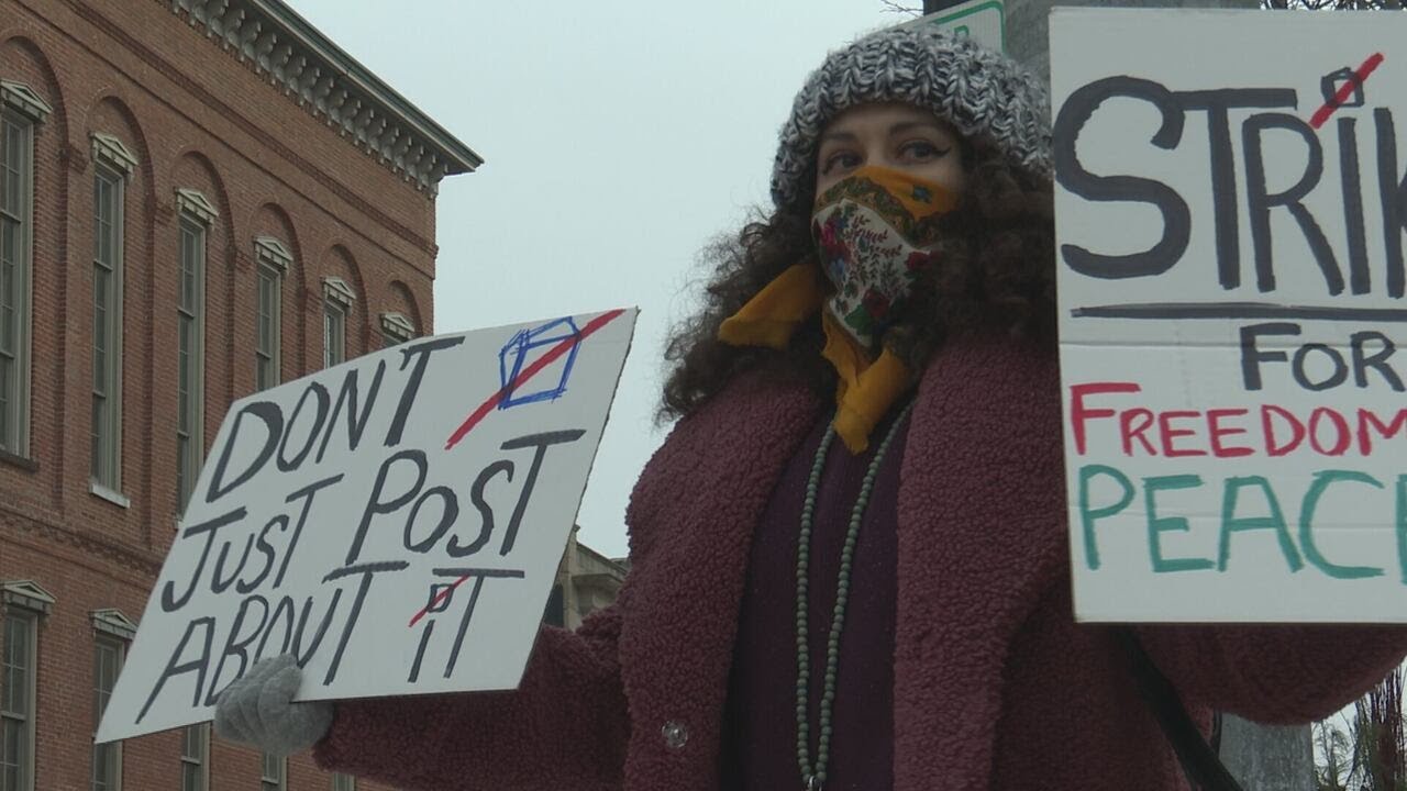 Rockford community stands against ICE by joining ‘National Shutdown’