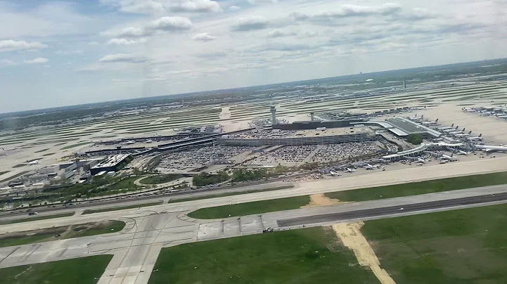 United Express CRJ-200 Takeoff out of Chicago O’Hare (ORD) | N929EV | SkyWest