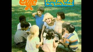 Video thumbnail of "11. Into My Heart -  Evie - A Little Song of Joy For My Little Friends - 1978"