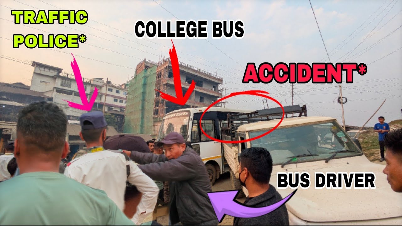 FUNNIEST ACCIDENT* EVER| COLLEGE BUS Vs PICKUP(MON TOWN).