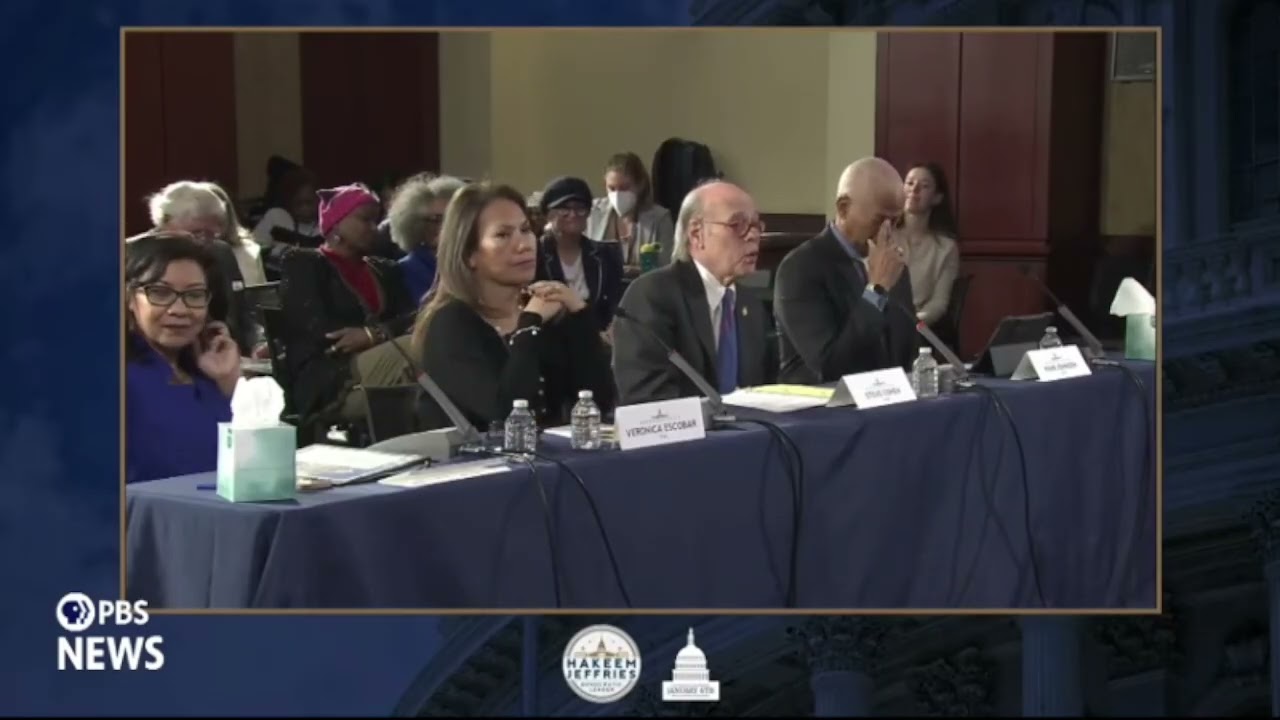 Конгрессмен Коэн вспоминает свой опыт, пережитый во время печально известного нападения на Капито...