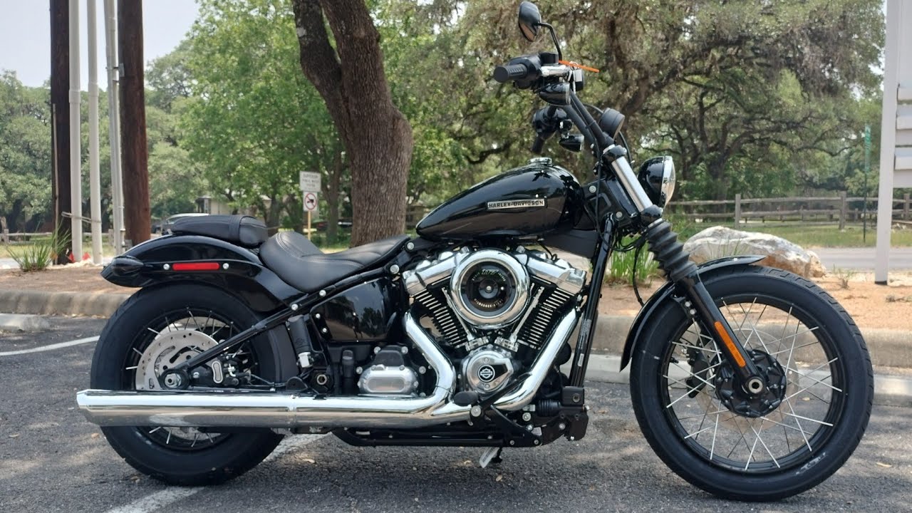 2025 Harley Davidson Street Bob First Ride | REVIEW