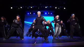 R1Xmas25 Showcase By Duc Anh Trans Intermediate Group