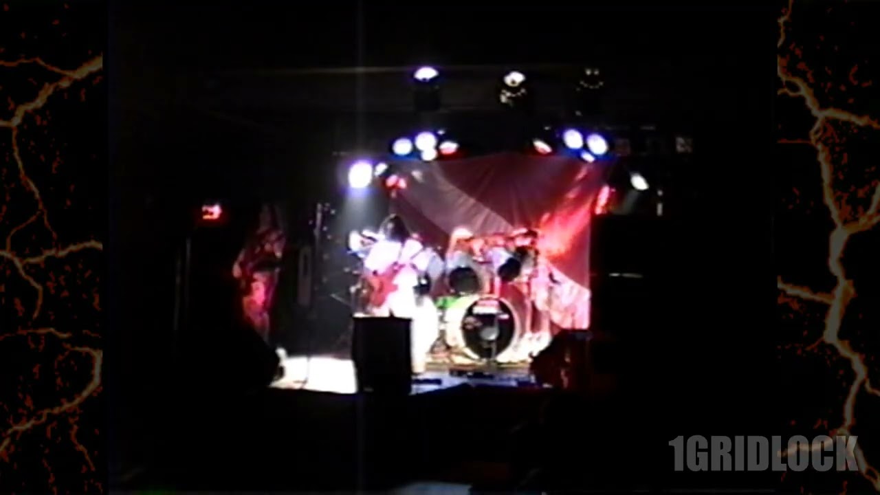 Смотреть «Gridlock - Where Do We Go from Here - Live Oct 21 1994» на YouTube Смотреть «Gridlock - Where Do We Go from Here - Live Oct 21 1994» на YouTube