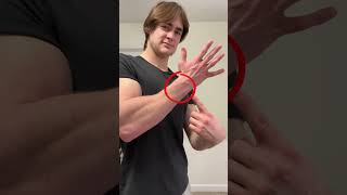 This trick makes your arms look 2x bigger (skinny guy hack)