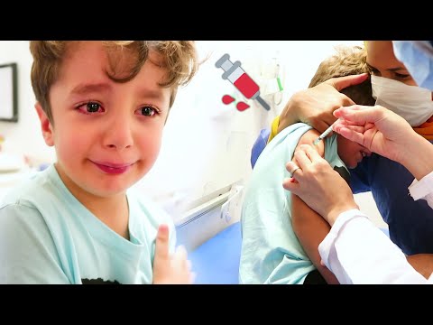 اسوء حقنة لابني 💉😨 رفض يبكي قدام اخو 😥 *فاجانا بهدية كبيرة