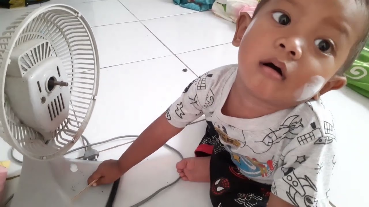 Sobat baling-baling Dede Hasby || Bermain kipas angin dengan lidi bisa berputar juga ||