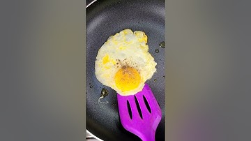 How to make a perfect fried egg