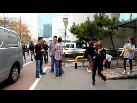 111104 SNSD @ 離開KBS