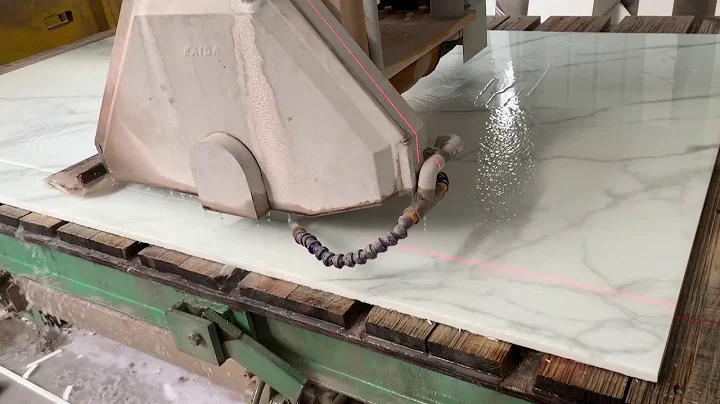 Nano Glass CALACATTA Slab size: 2800*1600*18mm