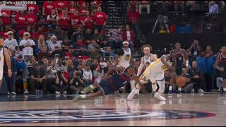 Draymond Green with two big clutch steals to seal the win for the Warriors, stripping Kawhi Leonard