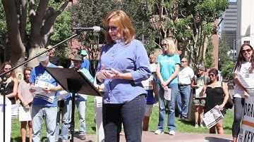 Rev. Dr. Beth Johnson at the Draw the Line / Stop the Keystone XL rally 9/21/13