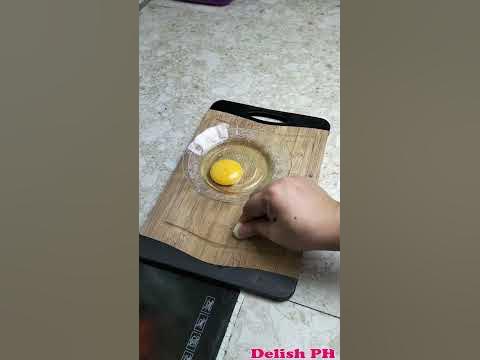 Mag wowork kaya? Separate Egg Yolk using Garlic #shorts - YouTube