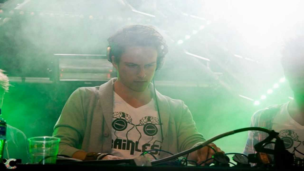 Tom Tyger - Line (Dannic Remix) [HQ 1080p + DL Link]