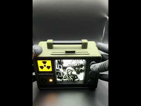 Сталкер-нічник “Радіо Зони” з підсвіткою та звуком | змінні касети, видео 1