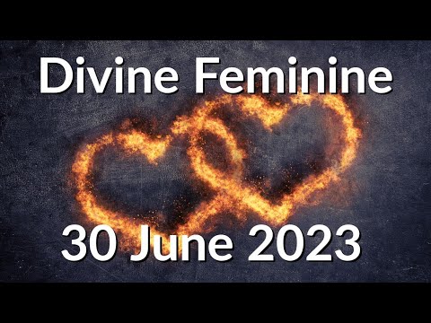 Divine Feminine Power Message - Yes You Are Twin Flames 🕯🕯 - YouTube