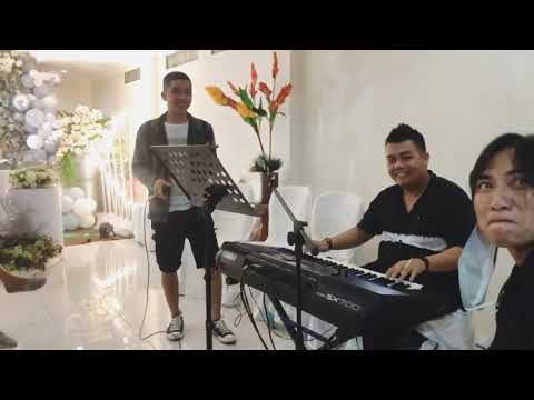 CEBOLLL,,, OWNER MAMA LOVE DISCOTIQ IN ACTION [LIVE PERFORM] || KEY BRYAN KENANG