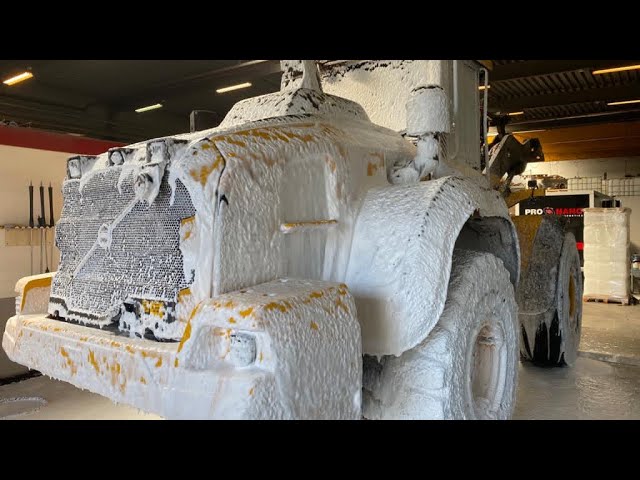 Wash tractor? ProNano Agri Snow Foam