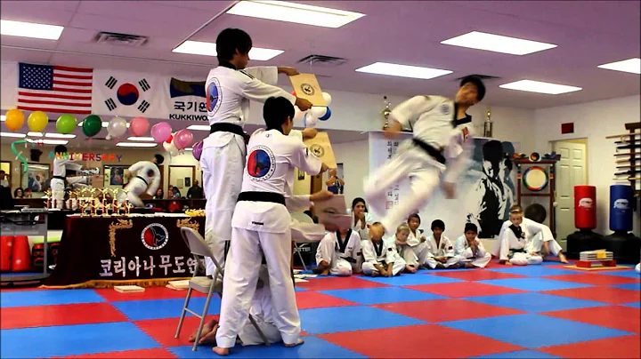 Grand Master Hak Jin Kim's 540degree spin kick  3t...