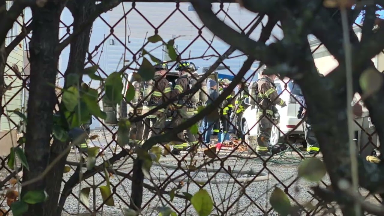 Kearny Fire Dept Operating at a Vehicle Fire in the Rear of a Building (1/16/26)