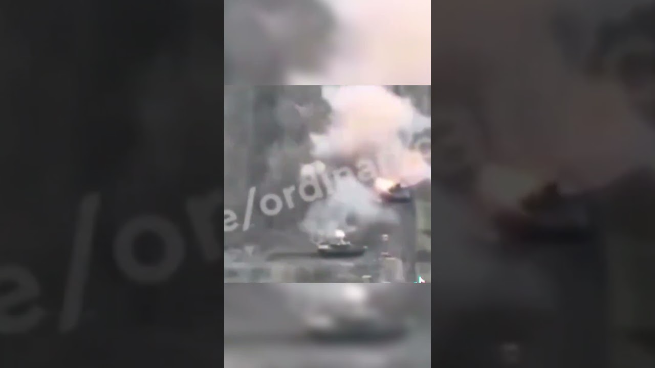 Ukrainian forces blasts Russian tank during devastating ambush