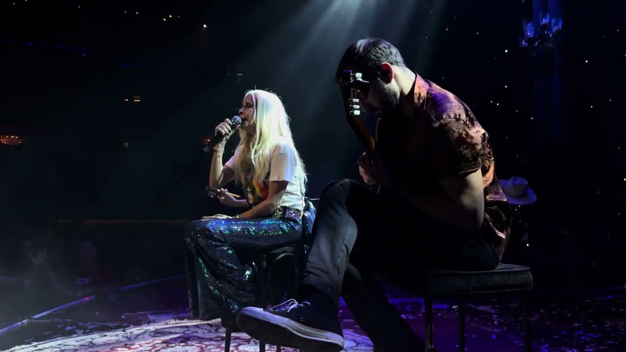 Anna Vissi - Afti Ti Fora, Hotel Ερμού 8, 17/05/2024