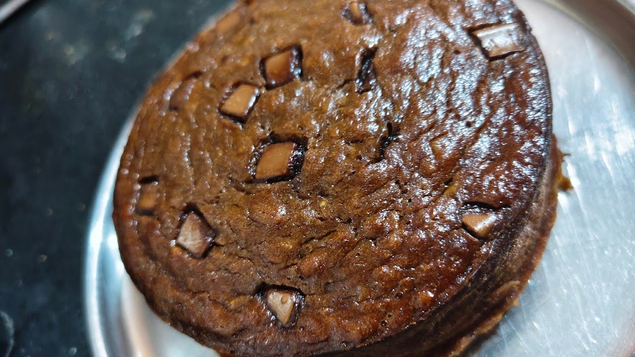 Banana Chocolate Cake in Cooker, Jaggery Cake Recipe Easy Homemade Cake 🍌🍫.#trending #viral #youtube
