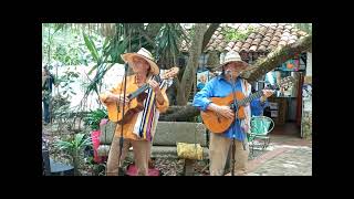 LOS HERMANOS MONROY EN EL PARQUE EL GALLINERAL