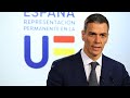 Премьер Испании пообещал защитить детей от "Дикого Запада соцсетей"