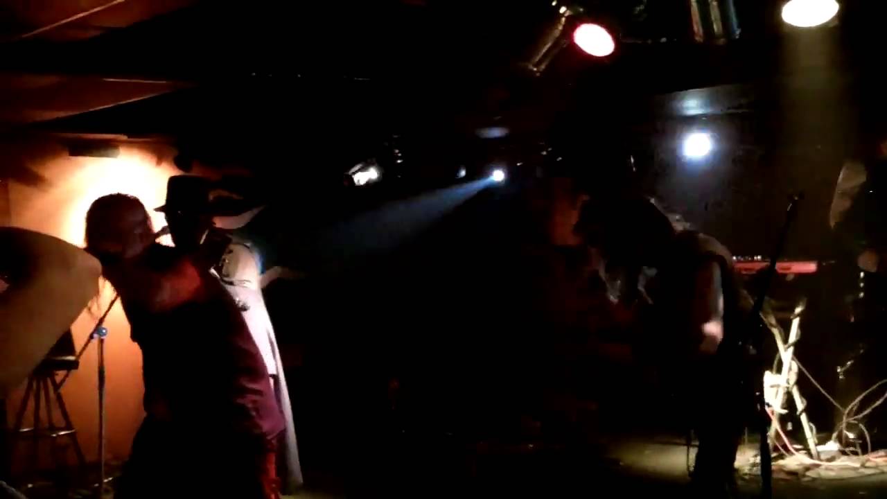 Mira Parasite Machine - Forgive Me Not en YouTube Mira Parasite Machine - Forgive Me Not en YouTube