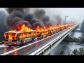 1 hour ago! Ukraine bombed 120 Russian buses supplying ammunition to the city of Bhacmut