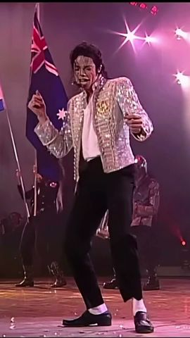 Michael Jackson - Don't Stop 'Til You Get Enough (Official