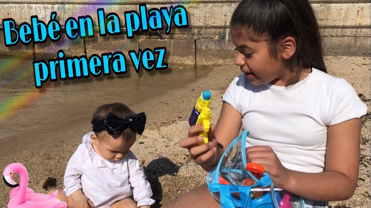 Primera vez De Mi Hermana Bebé En la Playa 🏖 Annie Vega