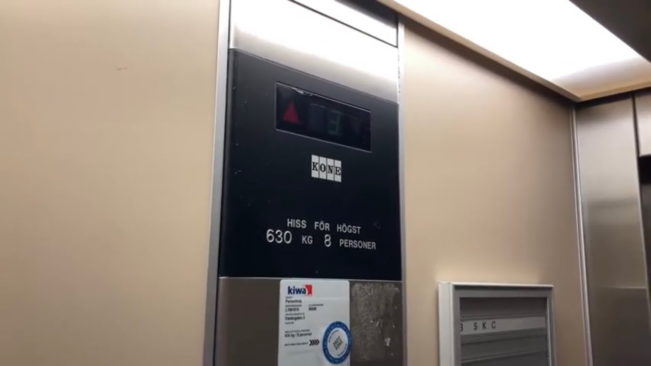 1988 KONE Roped Hydralic Elevator @ Krokanen (Västergatan 2) Bollnäs, Sweden.