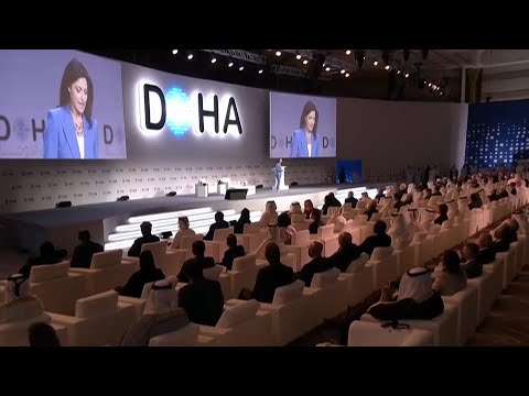 الحرب الروسية على أوكرانيا تطغى على أعمال منتدى الدوحة