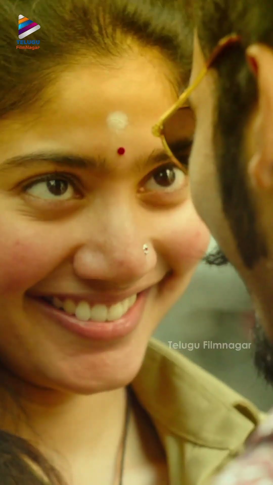 ధనుష్ తో ఒక ఆట ఆడుకున్న సాయి పల్లవి ? | #Dhanush  | #SaiPallavi | #Maari2 | #TovinoThomas | #Shorts