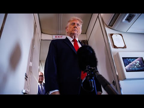 Trump Signals Interest in the US Owning Stakes in Top AI Labs