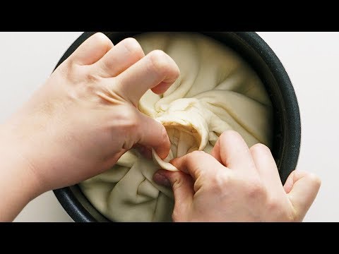肉の洪水】炊飯器で巨大小籠包🐼 - YouTube
