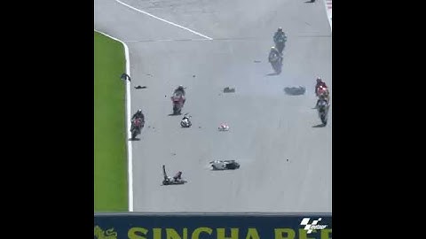 CRASH Moto2!!!! #AustrianGP 2020