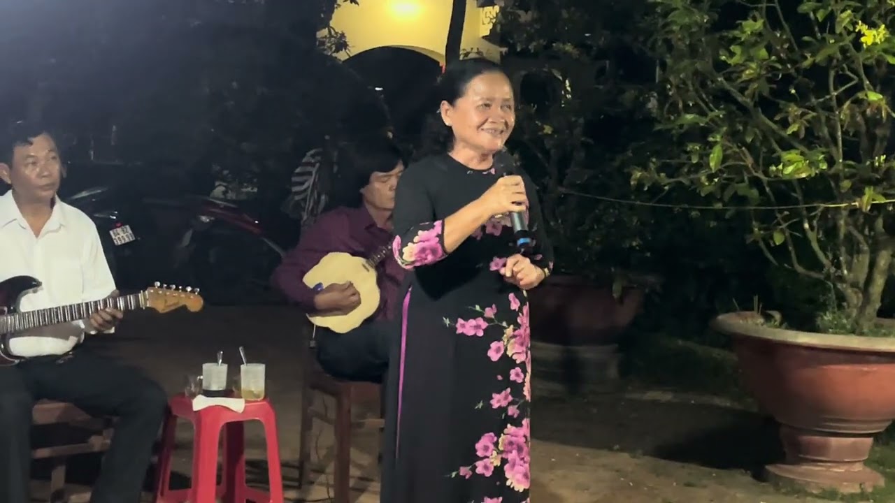 VC: KHUNG TRỜI MIỀN HẠ - TT Bích Liên trình bày 