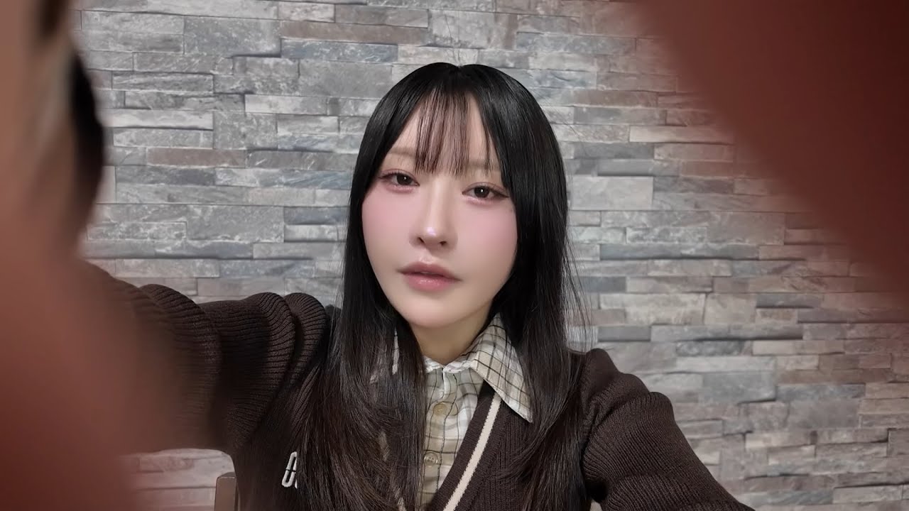コスプレイヤーの口の中♡