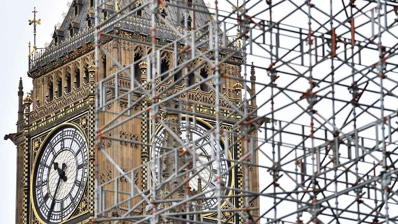 People hear Big Ben sound for the last time until 2021 - YouTube