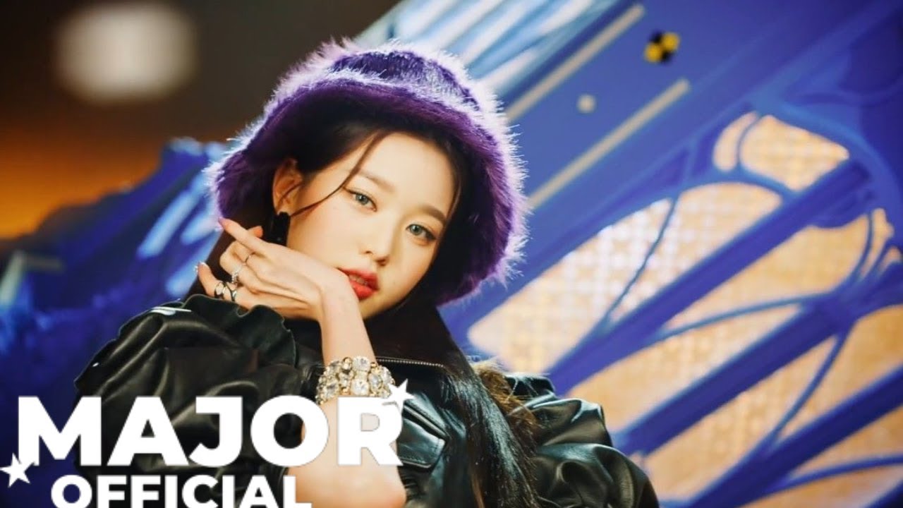 PRIMSON [프림슨] DAMAGED LADY OFFICIAL M/V - YouTube