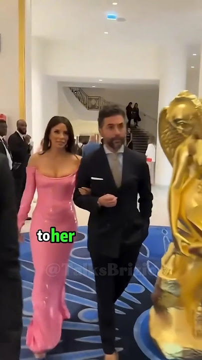 she's worth $95 million but she borrowes $2.000 from friends every dey.