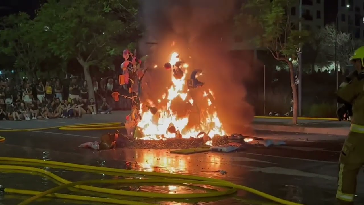 Cremà Monumento Infantil y Adulto 2023 - Foguera Baver - Els Antigons