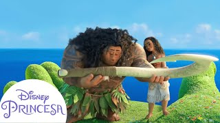 Te Fiti Devuelve el Anzuelo Mágico de Maui | Disney Princesa
Moana y Maui son un dúo dinámico que no le teme a la aventura. ¡Después de devolver el corazón de Te Fiti, Maui es recompensado con su anzuelo mágico! Te Fiti Devuelve el Anzuelo Mágico de Maui | Disney Princesa