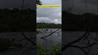 Lago São Francisco No Zoológico De São Paulo